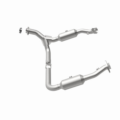 MagnaFlow DF Conv Ford/Mercury 06-10 Explorer/Mountaineer/ 07-10 Explorer SportTrac 4.0L Y-Pipe Assy