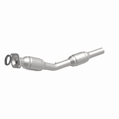 MagnaFlow Direct Fit Catalytic Converter 03-04 Vibe/Matrix/Corol OEM