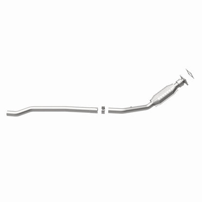 MagnaFlow Direct Fit Catalytic Converter 96-98 Caravan-Voyager 3.3L/