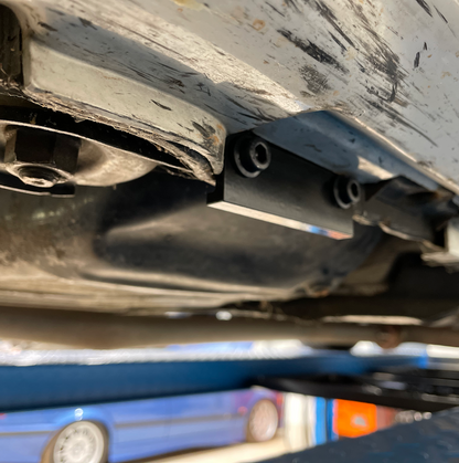 Race German -  E30 Rear Jack Points
