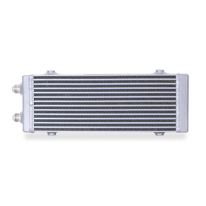 Enfriador de aceite plateado de doble paso de barra y placa mediana universal Mishimoto