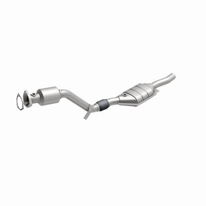 MagnaFlow Direct Fit Catalytic Converter 03 Volkswagen Passat 2.8L