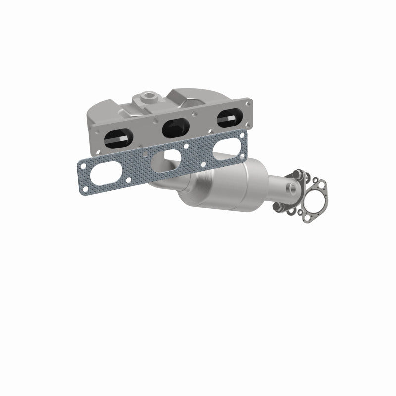 MagnaFlow Direct Fit Catalytic Converter BMW 5 04-05 Rear Mani