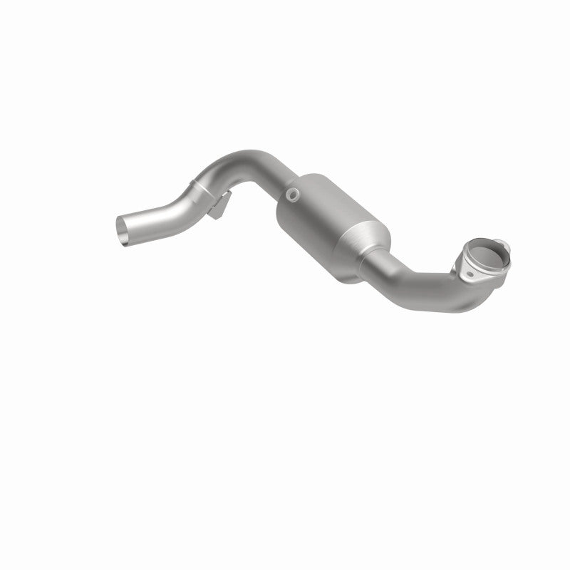 MagnaFlow Direct Fit Catalytic Converter 05-06 Lincoln Navigator 5.4L