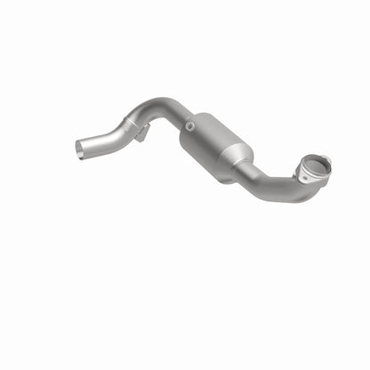 MagnaFlow Direct Fit Catalytic Converter 05-06 Lincoln Navigator 5.4L