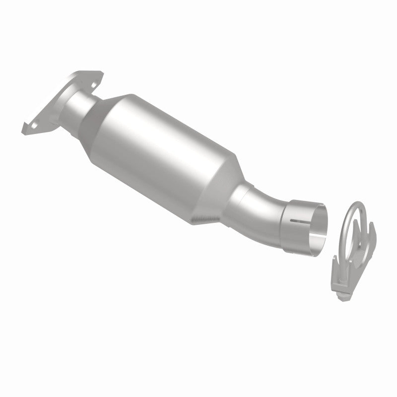 MagnaFlow Direct Fit Catalytic Converter 12-16 Toyota Prius C 1.5L