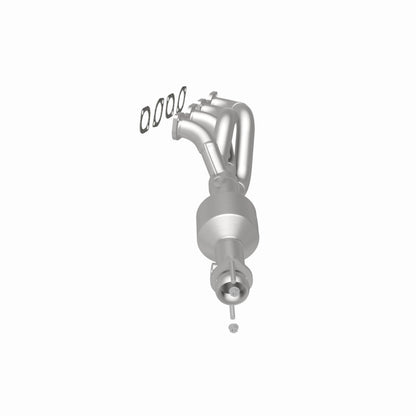 MagnaFlow Direct Fit Catalytic Converter 04-05 BMW 545I 4.4L P/S