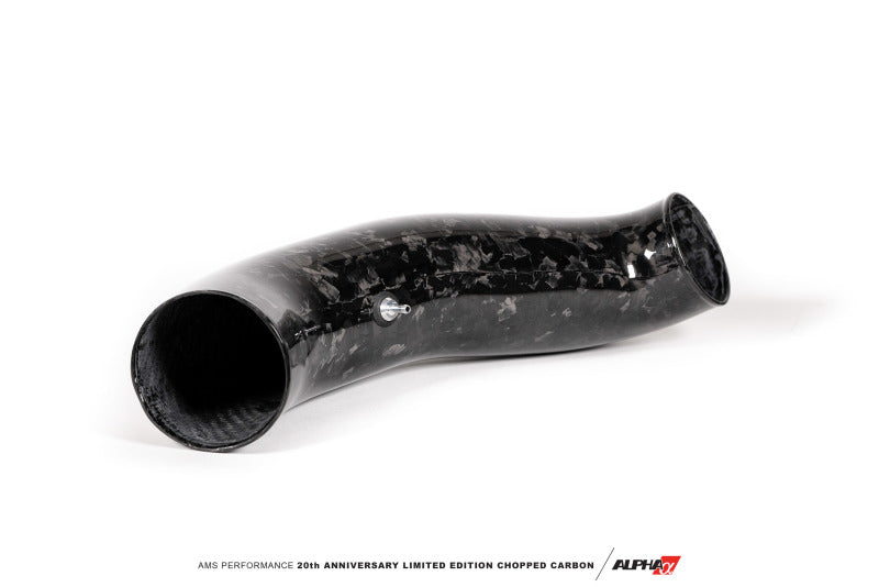 AMS Performance 2015+ VW Golf R MK7 Entrada de fibra de carbono cortada