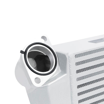 Mishimoto 08-14 Subaru WRX Kit de intercooler de montaje superior - Mangueras plateadas y azules con recubrimiento de polvo