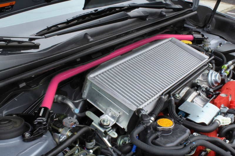 Perrin 2008+ WRX/STI Soporte de puntal delantero - Hyper Pink