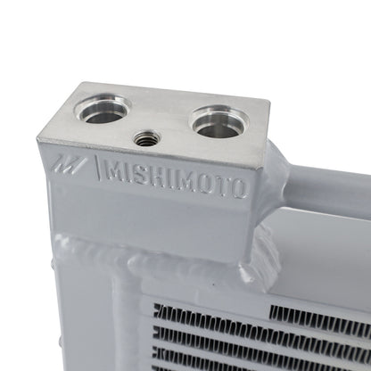 Resfriador de óleo Mishimoto 06-10 BMW E60 M5