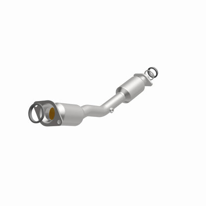 MagnaFlow Direct Fit Catalytic Converter 2009-2013 Cube 1.8 L Underbody