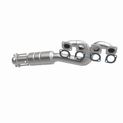 MagnaFlow Direct Fit Catalytic Converter 02-03 BMW 745i 4.4L D/S