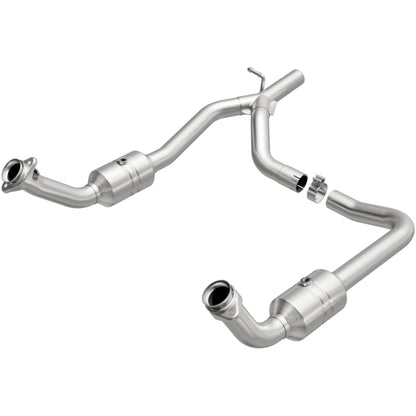 MagnaFlow Direct Fit Catalytic Converter 2009-2014 E-150 4.6 L Underbody