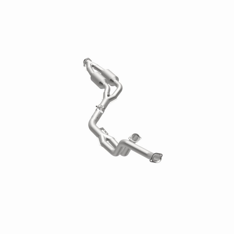 MagnaFlow Direct Fit Catalytic Converter 94-97 Mercedes C280 2.8L