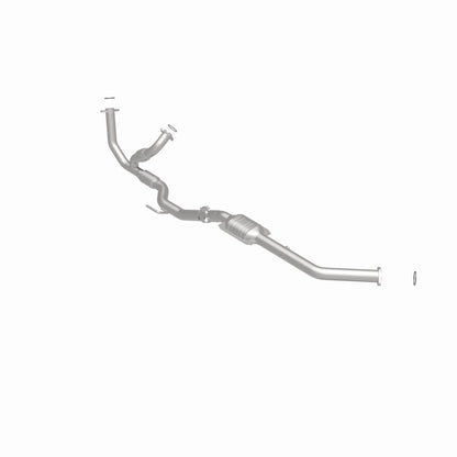 MagnaFlow Direct Fit Catalytic Converter 98-00 Sienna 3.0L