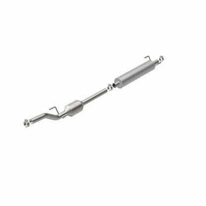 MagnaFlow Direct Fit Catalytic Converter 2002-2006 Sprinter 2500 2.7 L Underbody