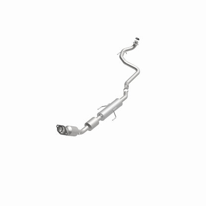 MagnaFlow Direct Fit Catalytic Converter 07-11 Toyota Yaris 1.5L Underbody
