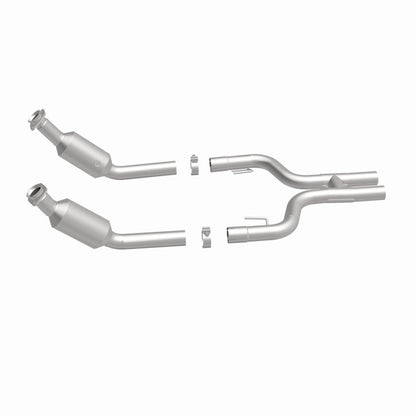 MagnaFlow Direct Fit Catalytic Converter 07-10 Ford Mustang 4.6L