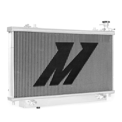 Radiador de aluminio Mishimoto 06-12 Holden Commodore VE V8
