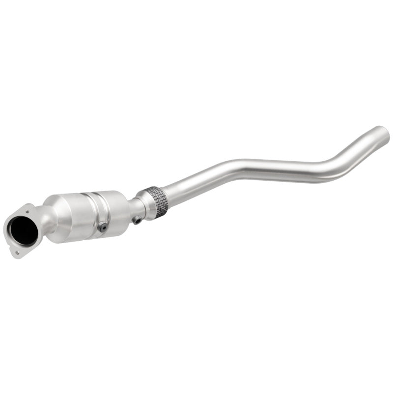 MagnaFlow Direct Fit Catalytic Converter 05-06 300/Magnum 5. OEM