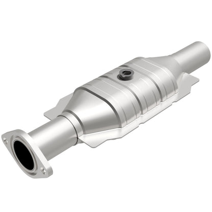 MagnaFlow Direct Fit Catalytic Converter 10-12 Ford Fusion 2.5L