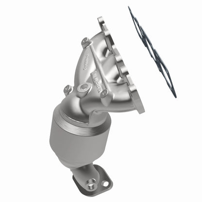 MagnaFlow Direct Fit Catalytic Converter 13-14 Santa Fe 3.3L Manifold
