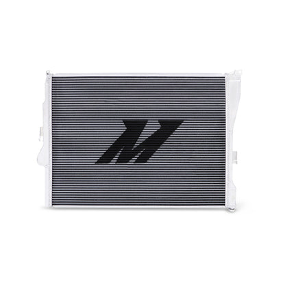 Mishimoto 99-06 BMW 323i/323i/328i/330i Performance Radiador de alumínio