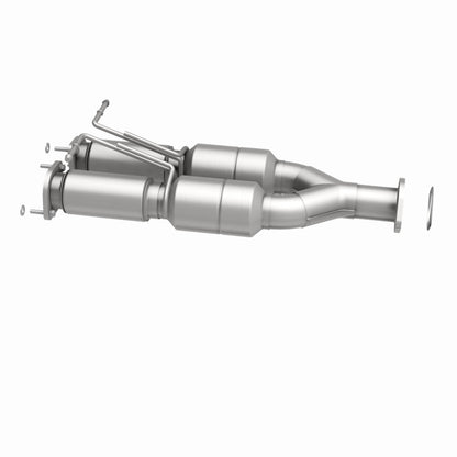 MagnaFlow Direct Fit Catalytic Converter 05-11 Volvo XC90 4.4L