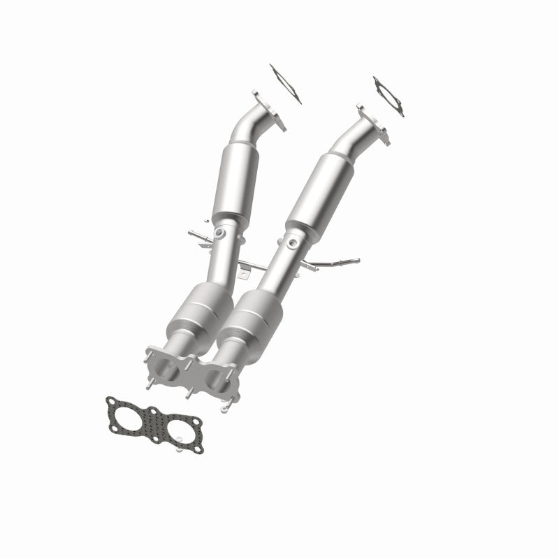 MagnaFlow Direct Fit Catalytic Converter 2008-2012 LR2 3.2 L Underbody