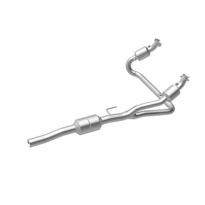 MagnaFlow Direct Fit Catalytic Converter 02-03 Dodge Durango