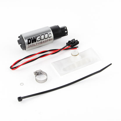 Bomba de combustível compacta DeatschWerks 88-91 BMW 325i DW300C 340 LPH com kit de instalação (sem clipes de montagem)