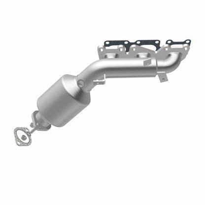 MagnaFlow Direct Fit Catalytic Converter 10-12 Hyundai Genesis 3.8L