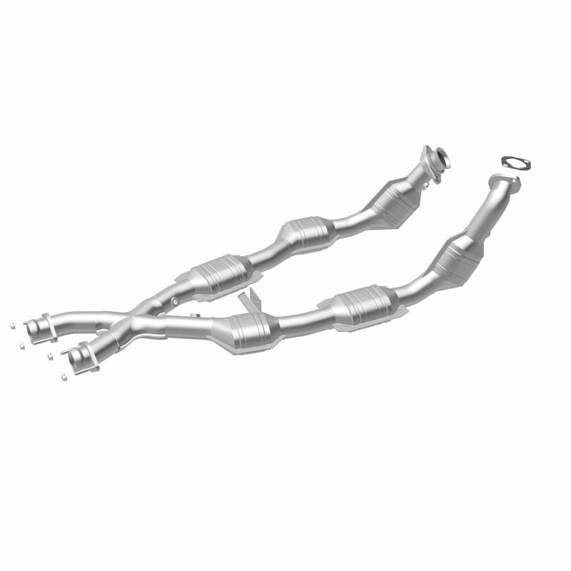 MagnaFlow Direct Fit Catalytic Converter 96-98 Mustang GT 4.6L 50S