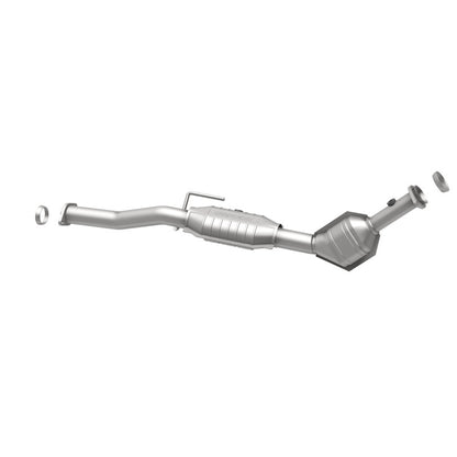 MagnaFlow Direct Fit Catalytic Converter 02-04 Infiniti I35 3.5L rea
