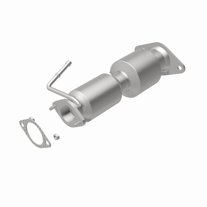 MagnaFlow Direct Fit Catalytic Converter 13-15 Hyundai Veloster 1.6L Underbody