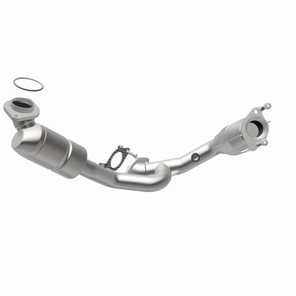 MagnaFlow Direct Fit Catalytic Converter 00-03 Ford Taurus 3.0 Front