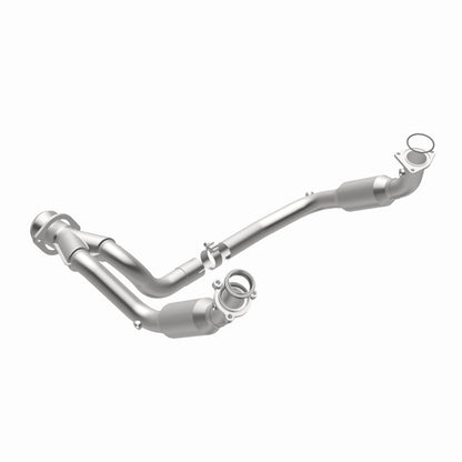 MagnaFlow Direct Fit Catalytic Converter 2007-2008 Cadillac Escalade 6.2L