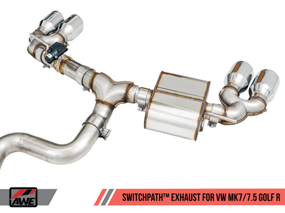 AWE Tuning Volkswagen Golf R MK7.5 SwitchPath escape con puntas plateadas cromadas 102 mm