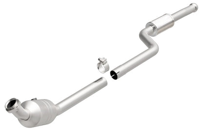 MagnaFlow Direct Fit Catalytic Converter 08-10 C300 3.0L D/S