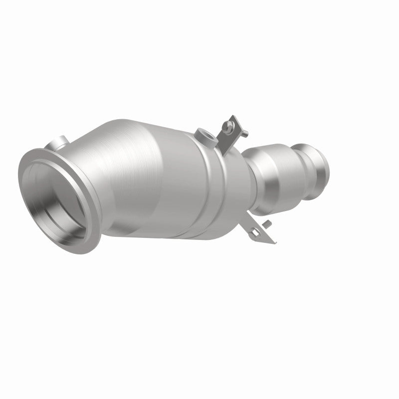 MagnaFlow Direct Fit Catalytic Converter 2016 BMW 428i 2.0L Underbody