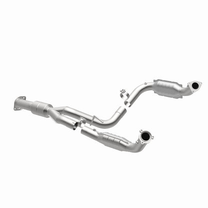 MagnaFlow Direct Fit Catalytic Converter 11-13 Chev Silverado 2500 HD/3500 HD 6.0L