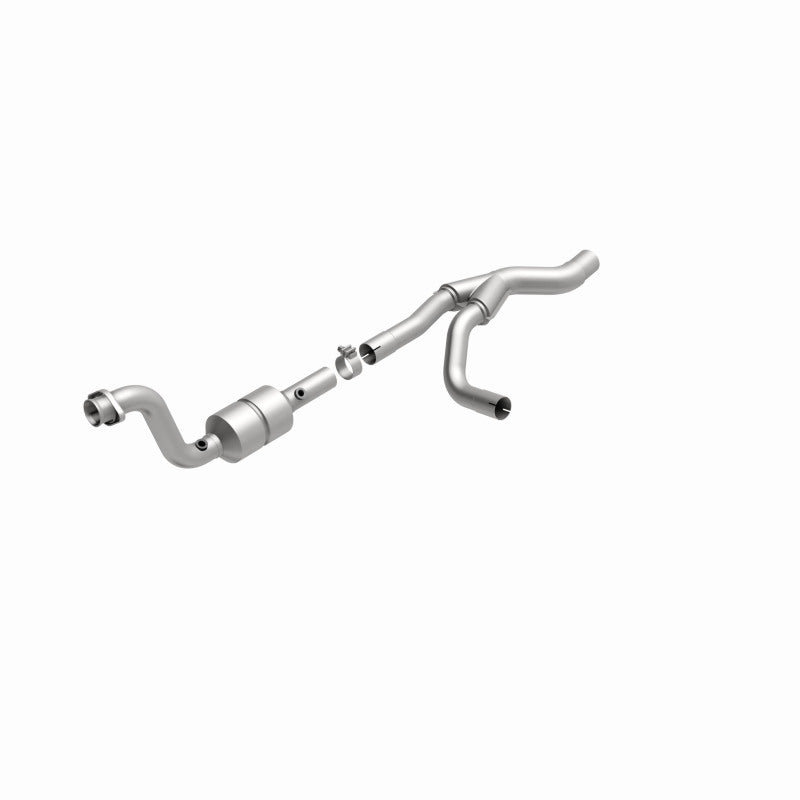 MagnaFlow Direct Fit Catalytic Converter 04-06 Dodge Durango 5.7L Passenger Side