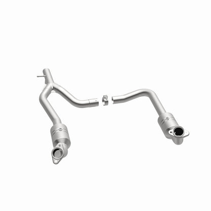 MagnaFlow Direct Fit Catalytic Converter 2009-2014 E-150 4.6 L Underbody