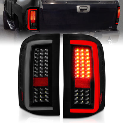 ANZO 2007-2013 Chevrolet Silverado 1500/ 2500/ 3500 Lanternas traseiras de LED com barra de luz Caixa preta fumaça