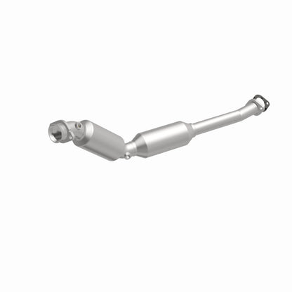 MagnaFlow Direct Fit Catalytic Converter 2004-2008 Ford Crown Victoria 4.6L