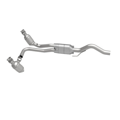 MagnaFlow Direct Fit Catalytic Converter 00-03 Dakota 4.7L