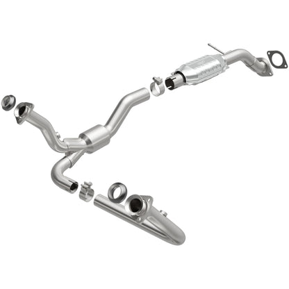 MagnaFlow Direct Fit Catalytic Converter 00-05 Blazer 4WD 4.3L