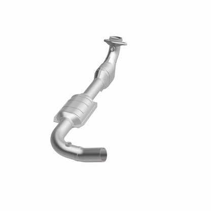 MagnaFlow Direct Fit Catalytic Converter 00-04 Ford E150 4.6L Driver Side