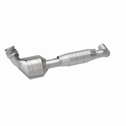 MagnaFlow Direct Fit Catalytic Converter 04-06 F-150 Pickup 5.4L 2WD D/S